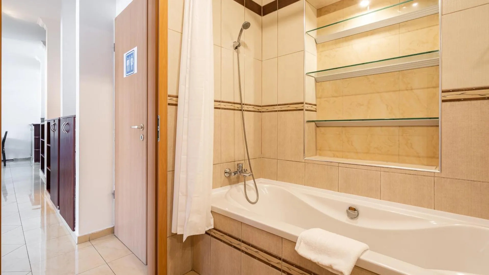 Whistle Living Apartment Budapest Hungary